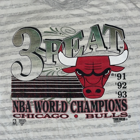 VINTAGE Bulls Championship Shirt - Picture 2 of 5
